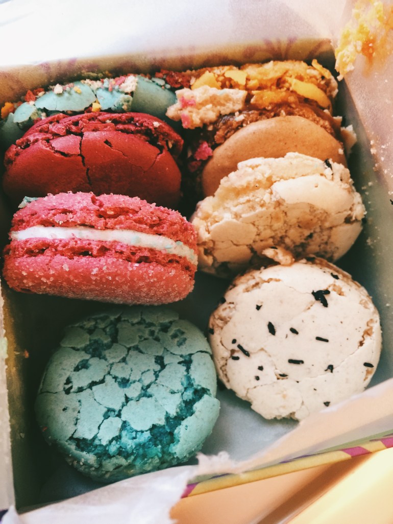 macarons sad day