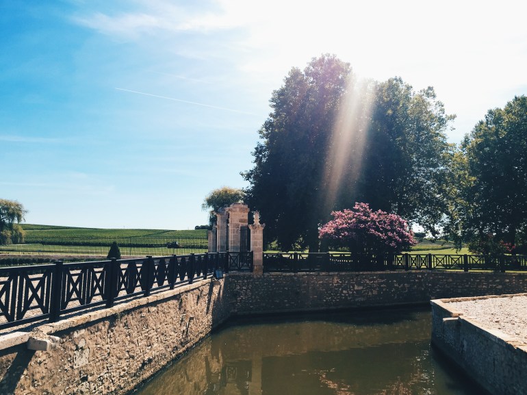 Chateau La Tour Carnet