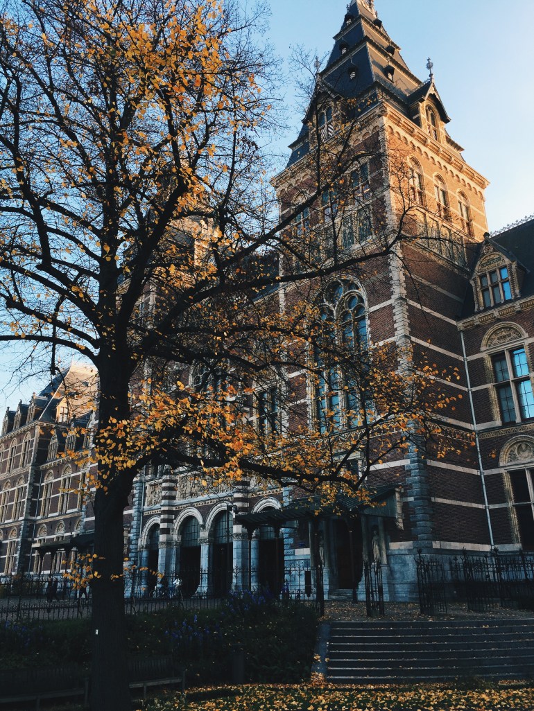 Rijksmuseum outside