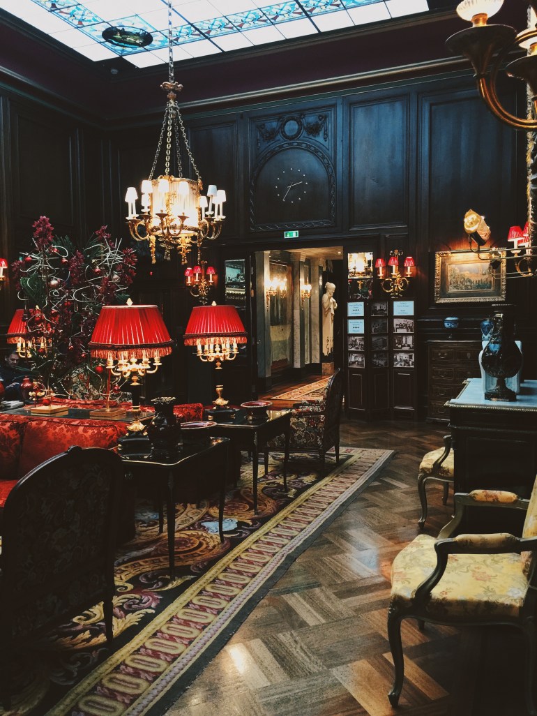 Hotel Sacher - Lobby