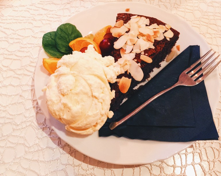 Camelot Cafe dessert