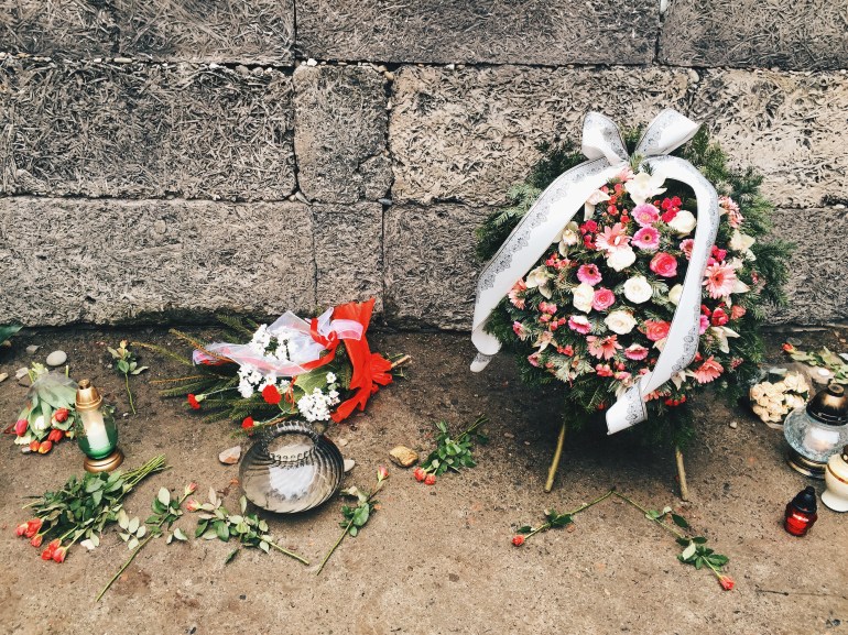 Auschwitz flowers