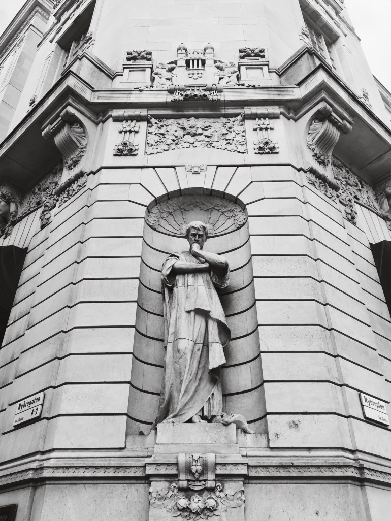 Wanderings - statue man