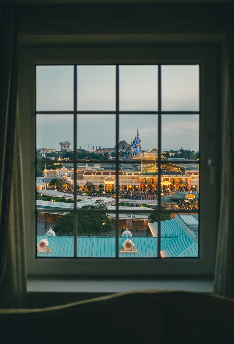 Tokyo Disneyland Hotel - views