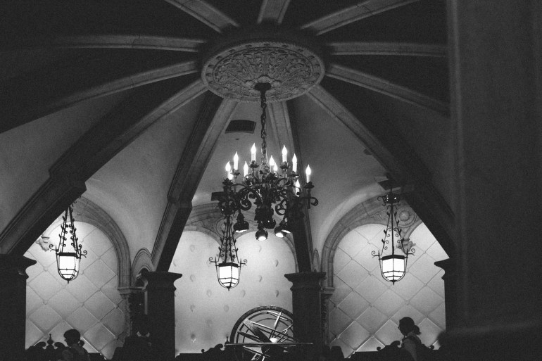 Tokyo DisneySea - Magellan's dining room