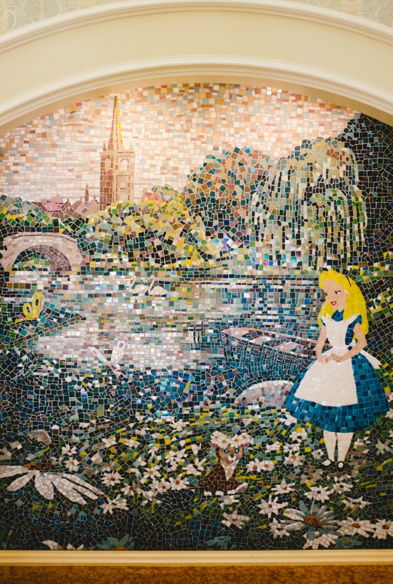 Tokyo Disneyland Hotel - Alice