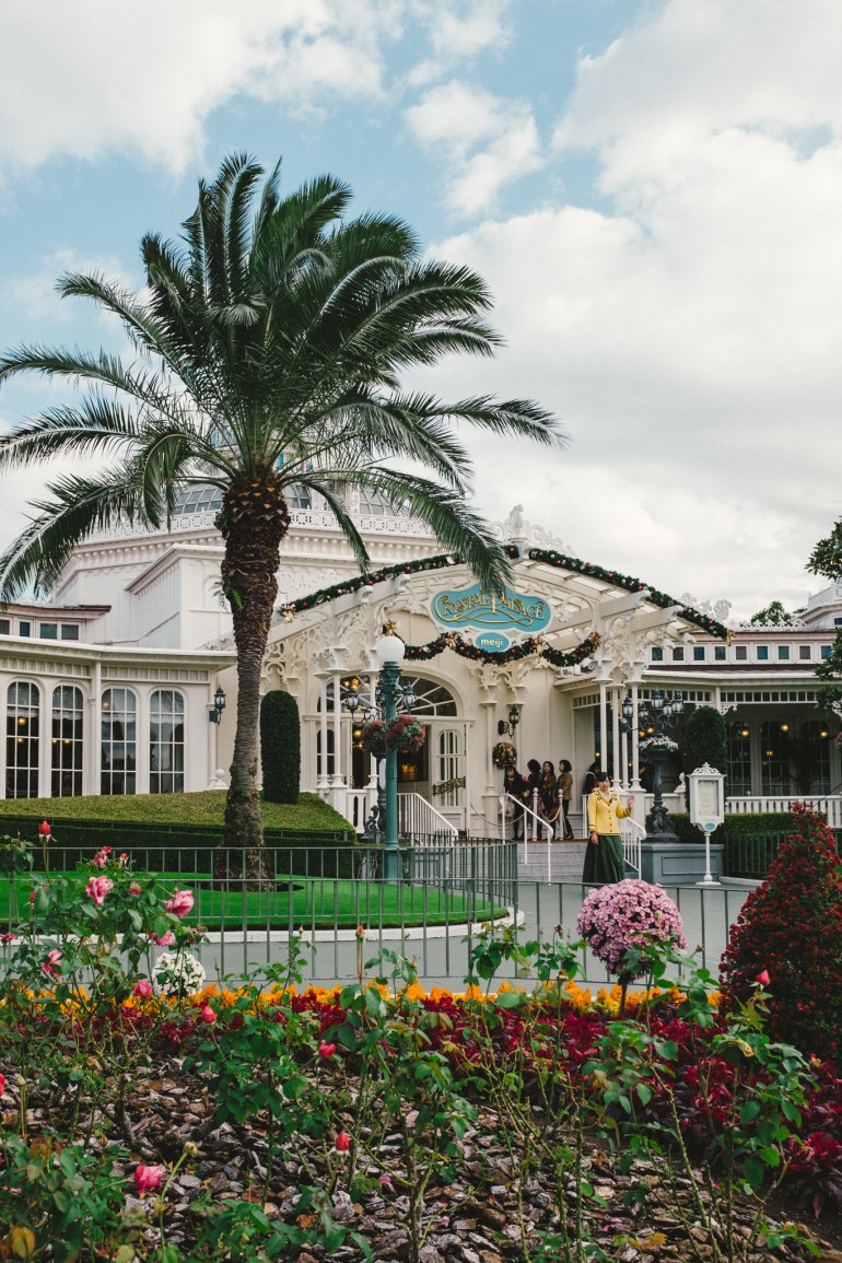 Tokyo Disneyland Crystal Palace