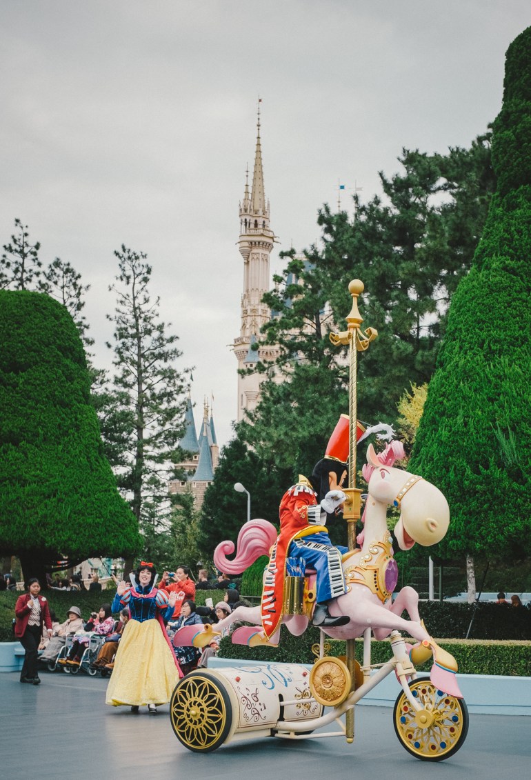 Tokyo Disneyland Happiness is Here