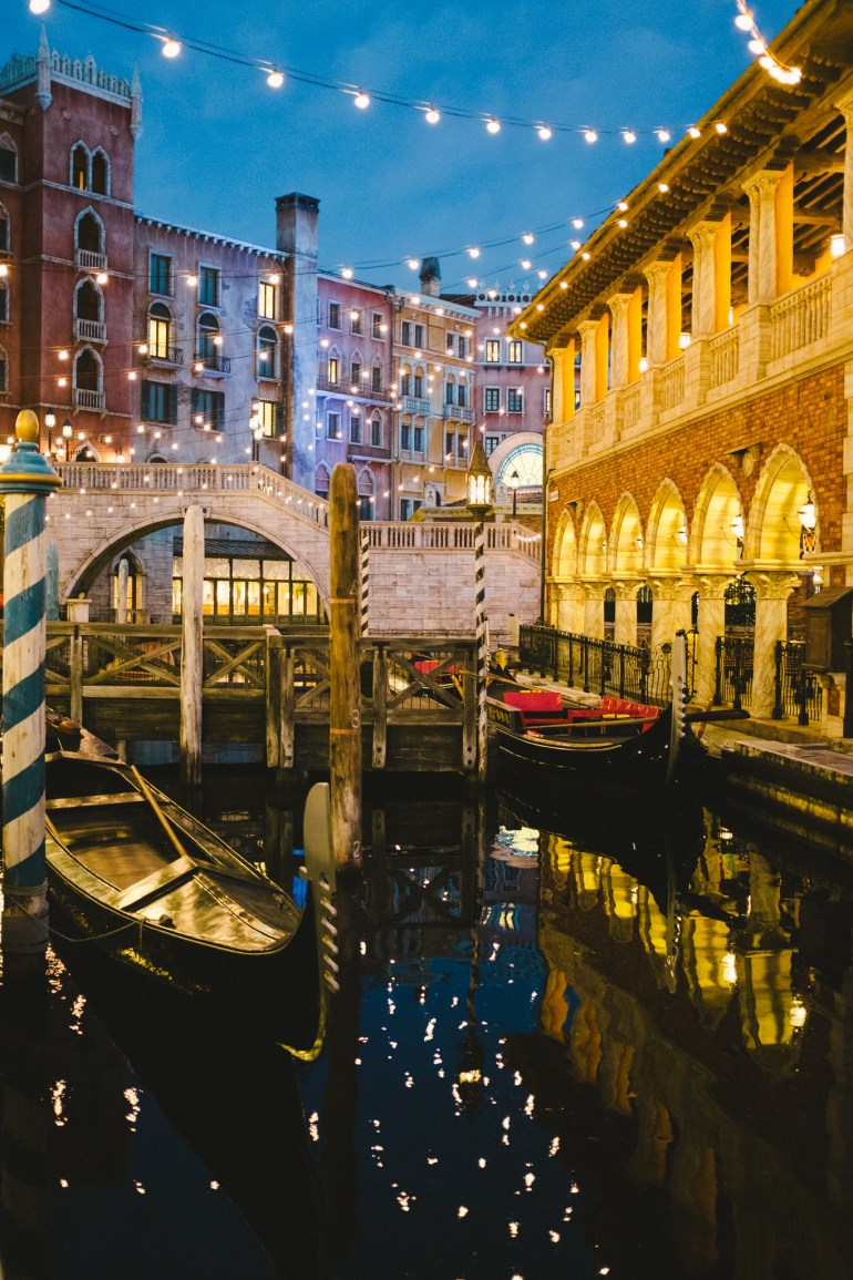 DisneySea Gondolas
