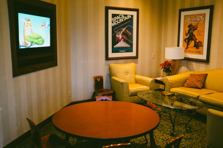 E-Ticket Lounge eats