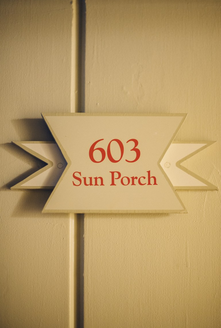 Majestic Yosemite Hotel - Sunroom