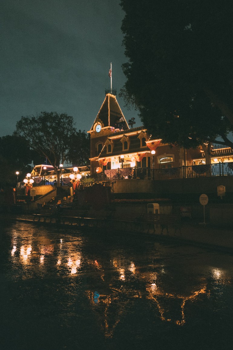 Mickey's Halloween Party